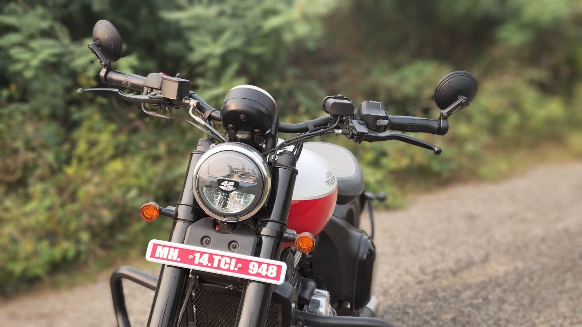 Java Wobber 42 Before Buying Jawa 42 Bobber, Know Its Pros And Cons