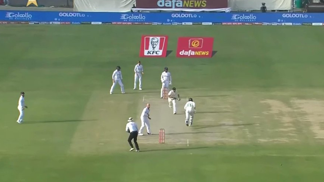 PAK vs ENG 3rd Test Ben Stokes Throw