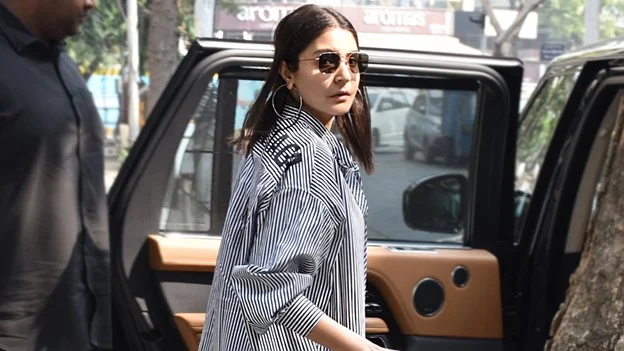 Anushka Sharma In Oversized Shirts