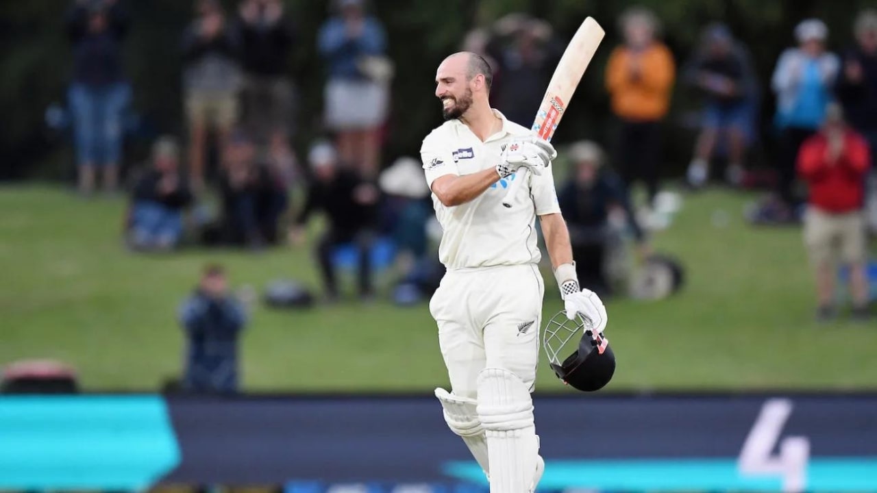 Daryl Mitchell NZ vs SL