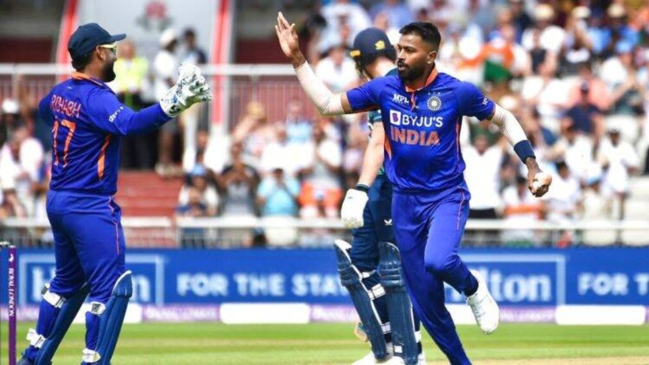 Hardik Pandya and Rohit Sharma News