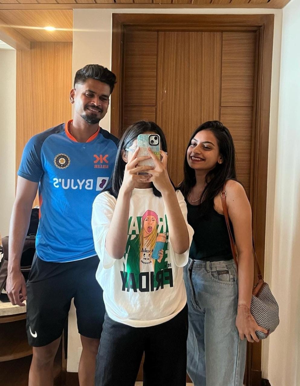 Shreyas Iyer With Two Female Fans