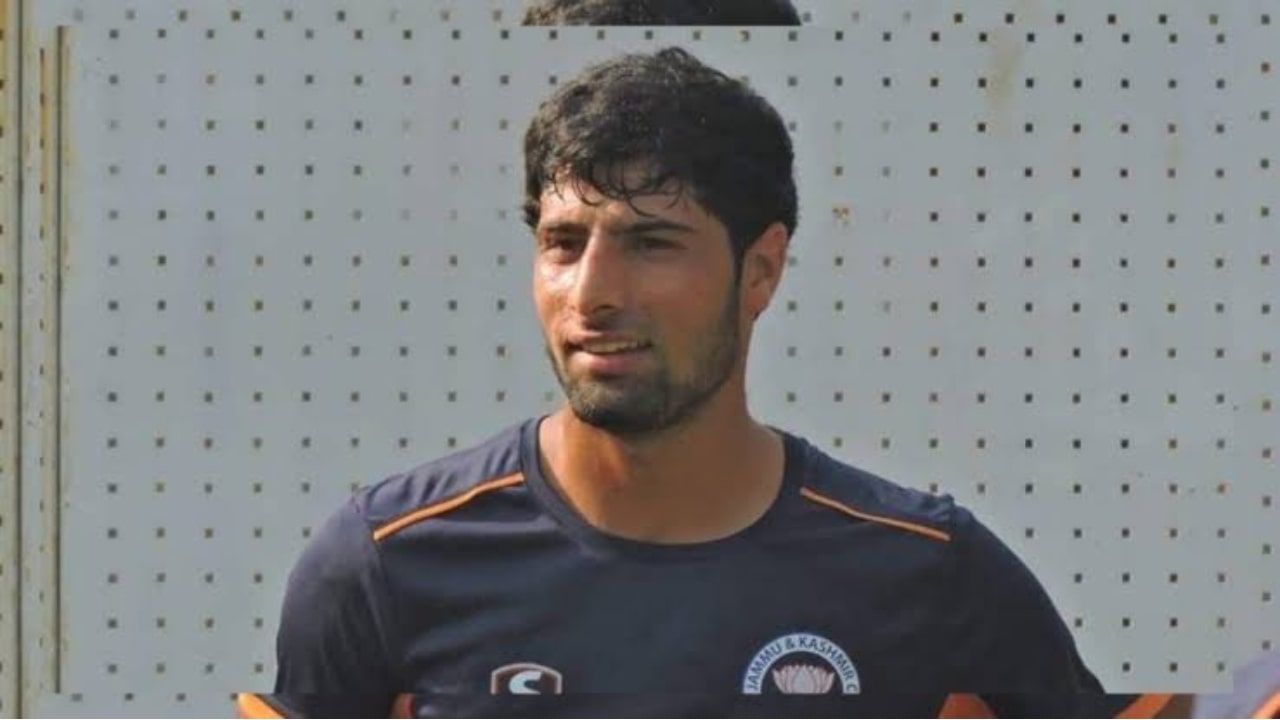 Waseem Bashir Cricketer