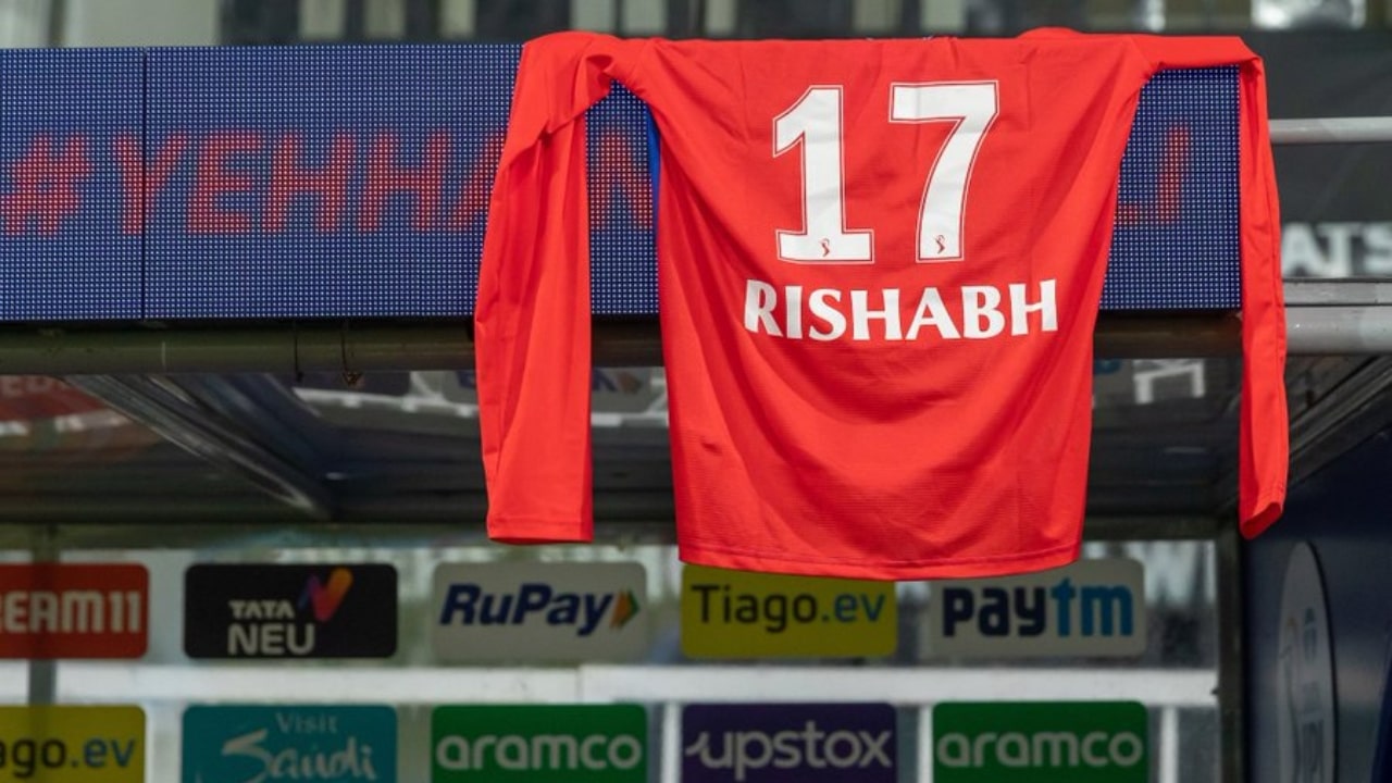 Rishabh Pant In DC Dugout 2023