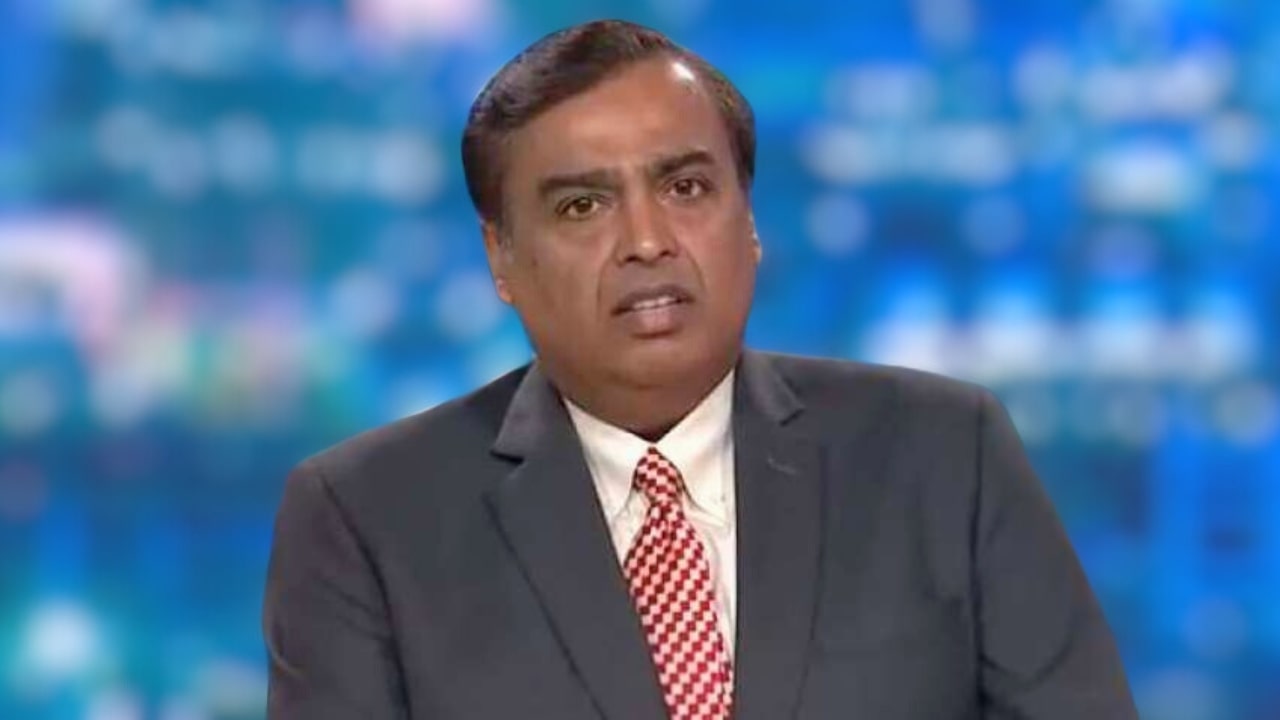 mukesh ambani news hindi